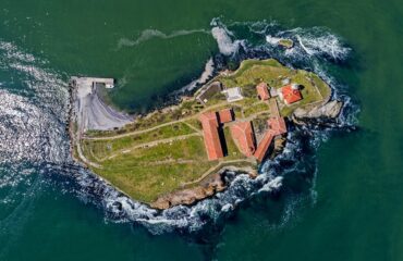 insula sfanta anastasia