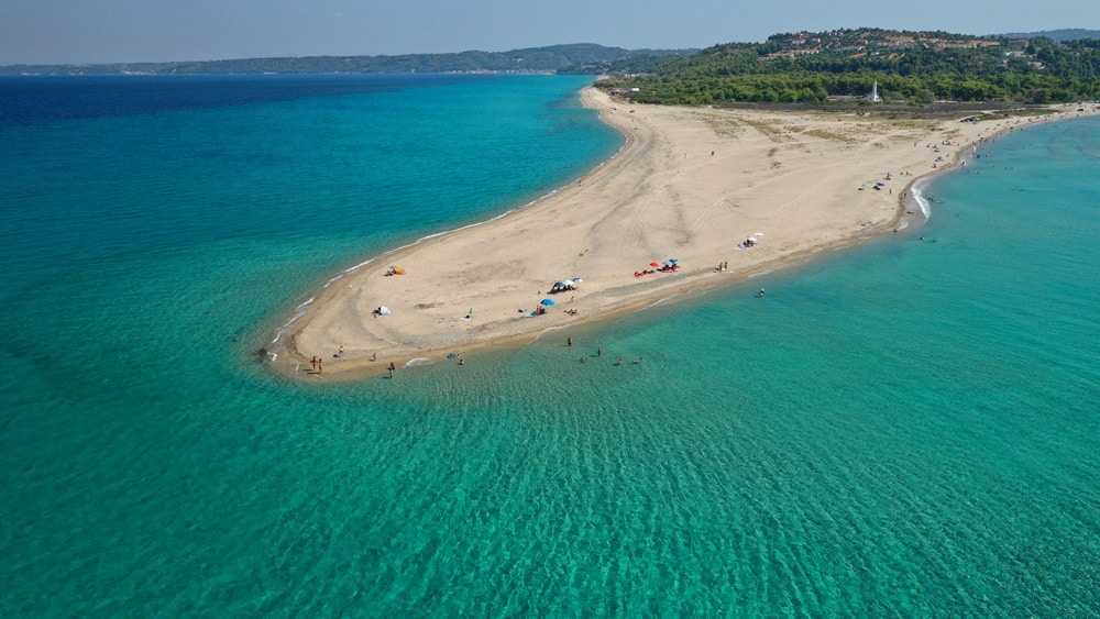 Totul despre Possidi Beach Kassandra, una dintre cele mai frumoase atractii  ale acestui brat din Halkidiki - Blog TravelPlanner.ro