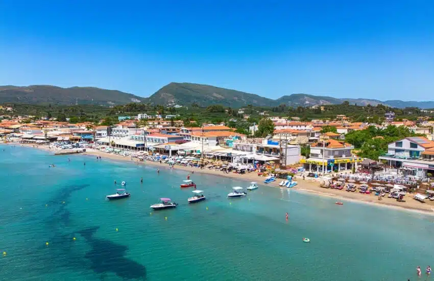 Laganas Beach Una Dintre Cele Mai Lungi Si Mai Animate Plaje Din 